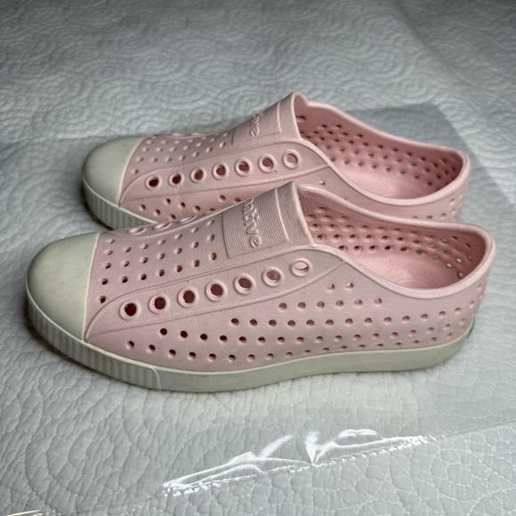 Native Shoes Pink and White Perforated Sneakers - Picture 3 of 9